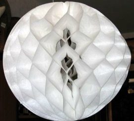 Darázsfészkes gömb, papír 40 cm fehér