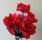 Rózsacsokor 7 virággal piros (mű)